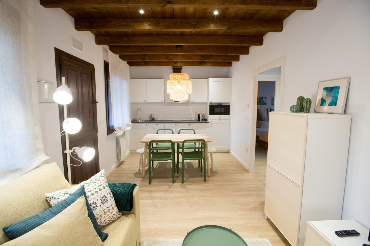 Fuente El Gueeyu Apartment Cangas de Onís Exterior photo