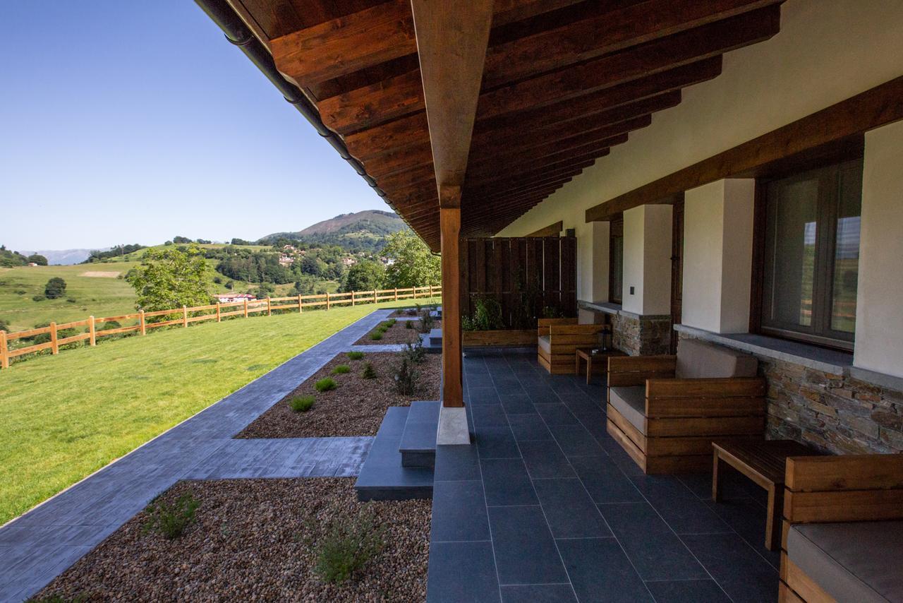 Fuente El Gueeyu Apartment Cangas de Onís Exterior photo